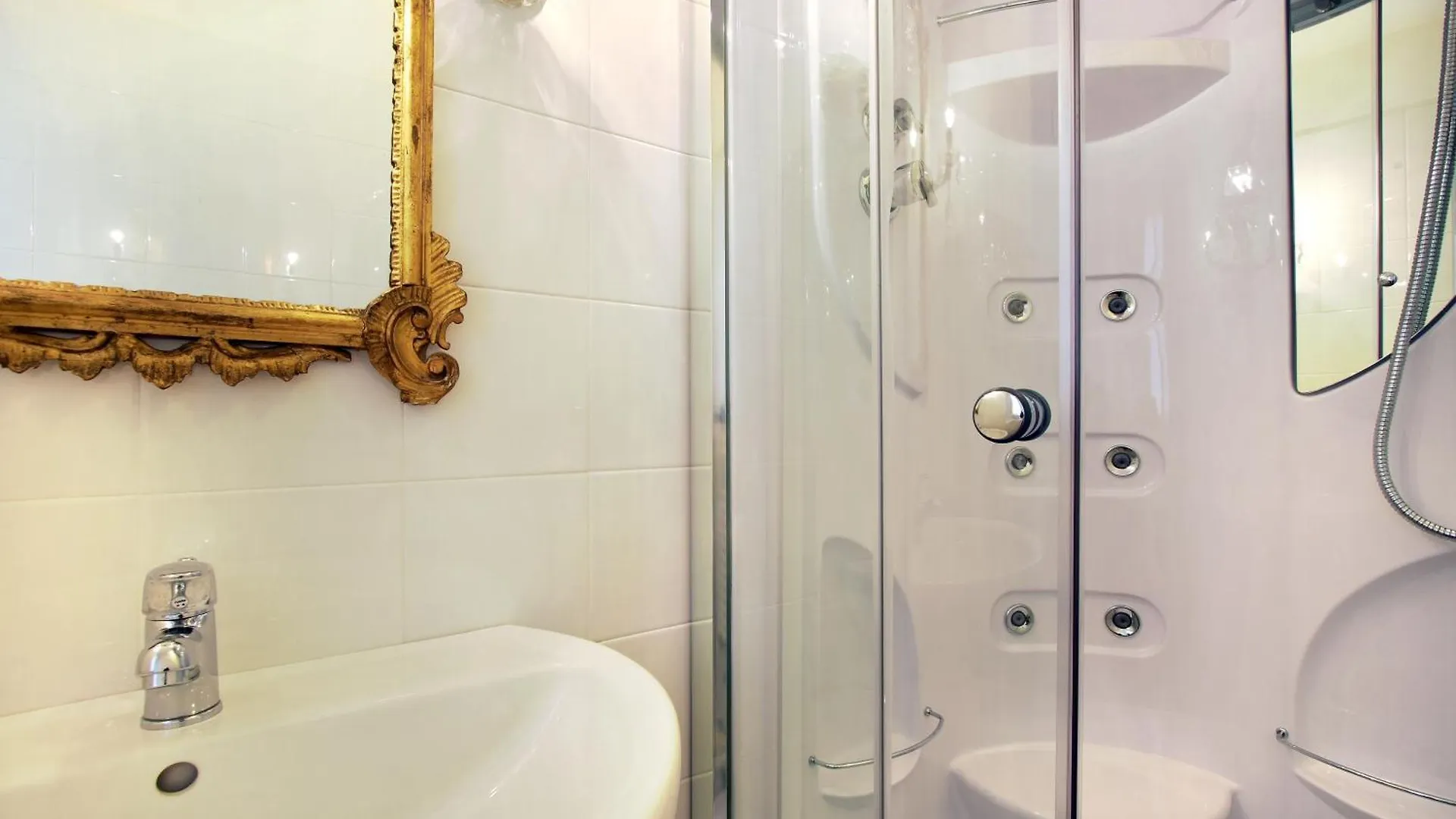 Palazzo Tolomei - Residenza D'Epoca Florence Bed & Breakfast